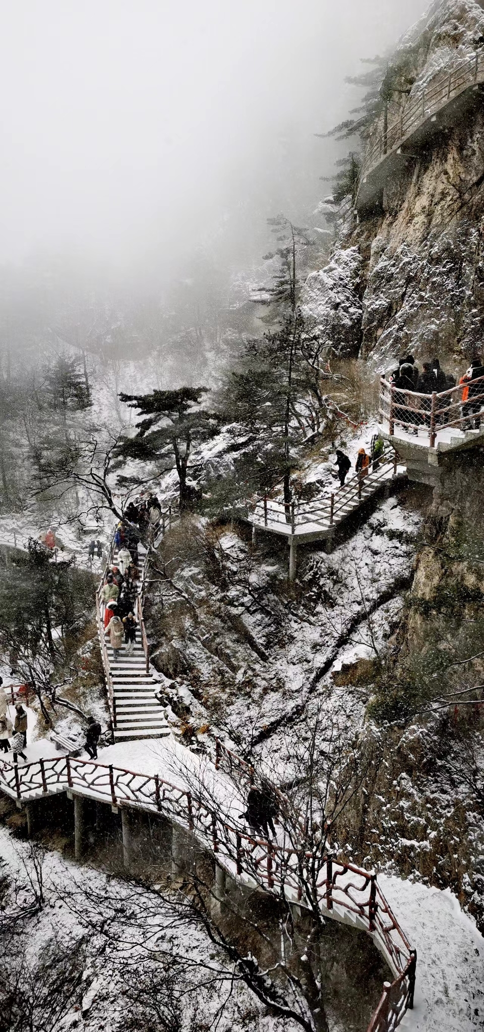 kwhjRWBav27yO6pkFgTeG3vsr4lILUks-BJ5hkRVxP2vDmmrN8lAzpYn3gIS4wO4