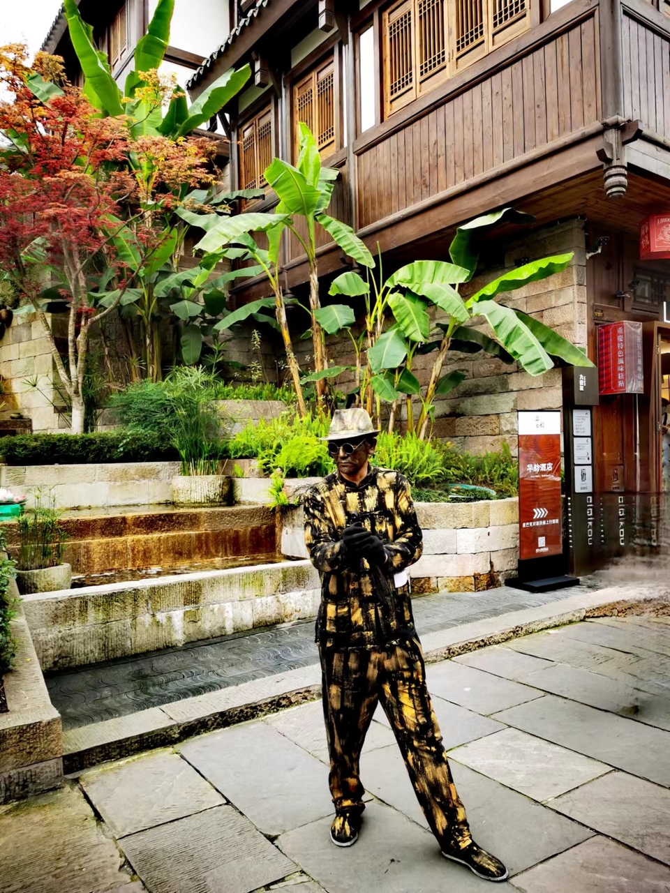 lUshLo2YIydzyol_GqHbbLE4_3-y_l5nlWgsO031t_er6a_ruyzUWFMBpMFzA3Ur