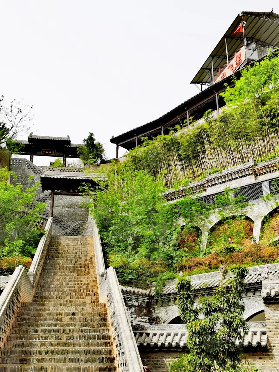 OyJ_FBqdlnjk191dHFX0l0yAIPAm9jAYw0mHQklb5aC5H4gR3rtLI-4kwS4QejJP