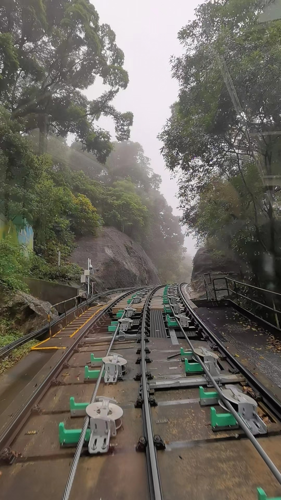 aMwmDeyghkB9lHqdrunVZoKp_EQPKqUub5WDvEpLjY0tYcT-LAfft7kZw7t94Bqn