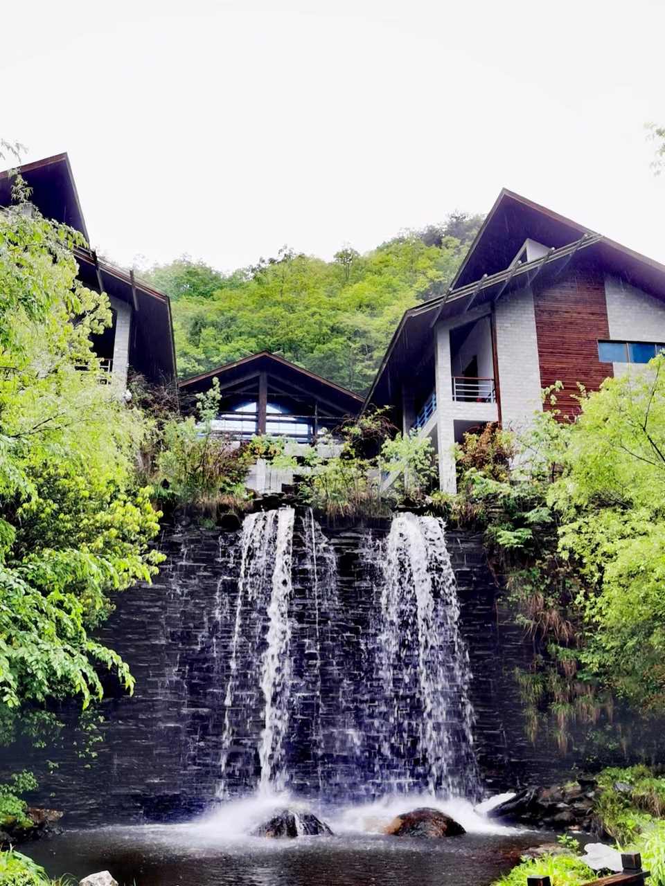 dLkqzDXEIKeXs8AXqbBe7CMR1qkCWDEa4HpeVODzOss66ZYhmGi5wsomYFl5WA1B