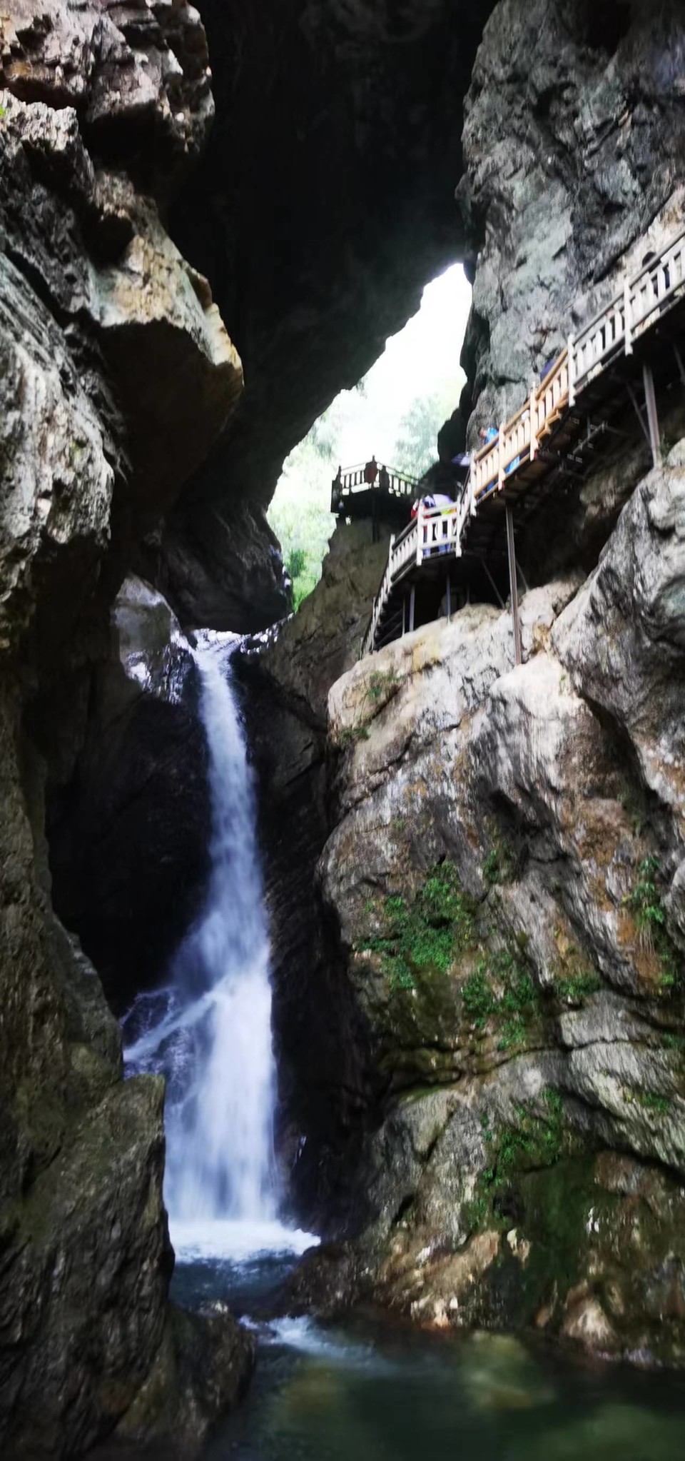 dLkqzDXEIKeXs8AXqbBe7Ndz42sM7rX75cbM3NuI7jyCcPJbfxk4YctCXVkJoCnK