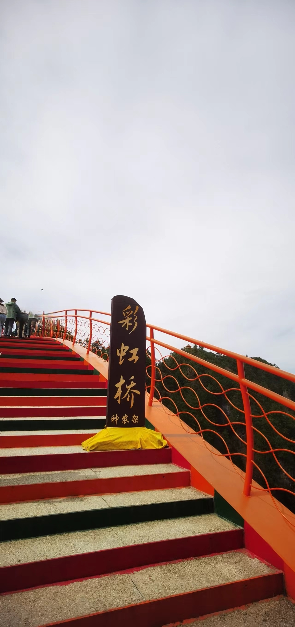 dLkqzDXEIKeXs8AXqbBe7MCFs2NRfX0VhLsA33ALkS6WSFyVTG4qQCDqRZUf5Zmr