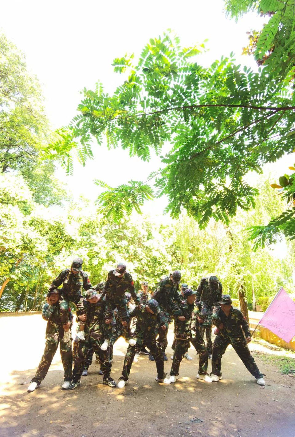 Ec70m7WqRdUAjlfxB0M9ewZEY-R0hQlGkC-OWhSF6E9dk21_p2R1TRCJwuptpLLg