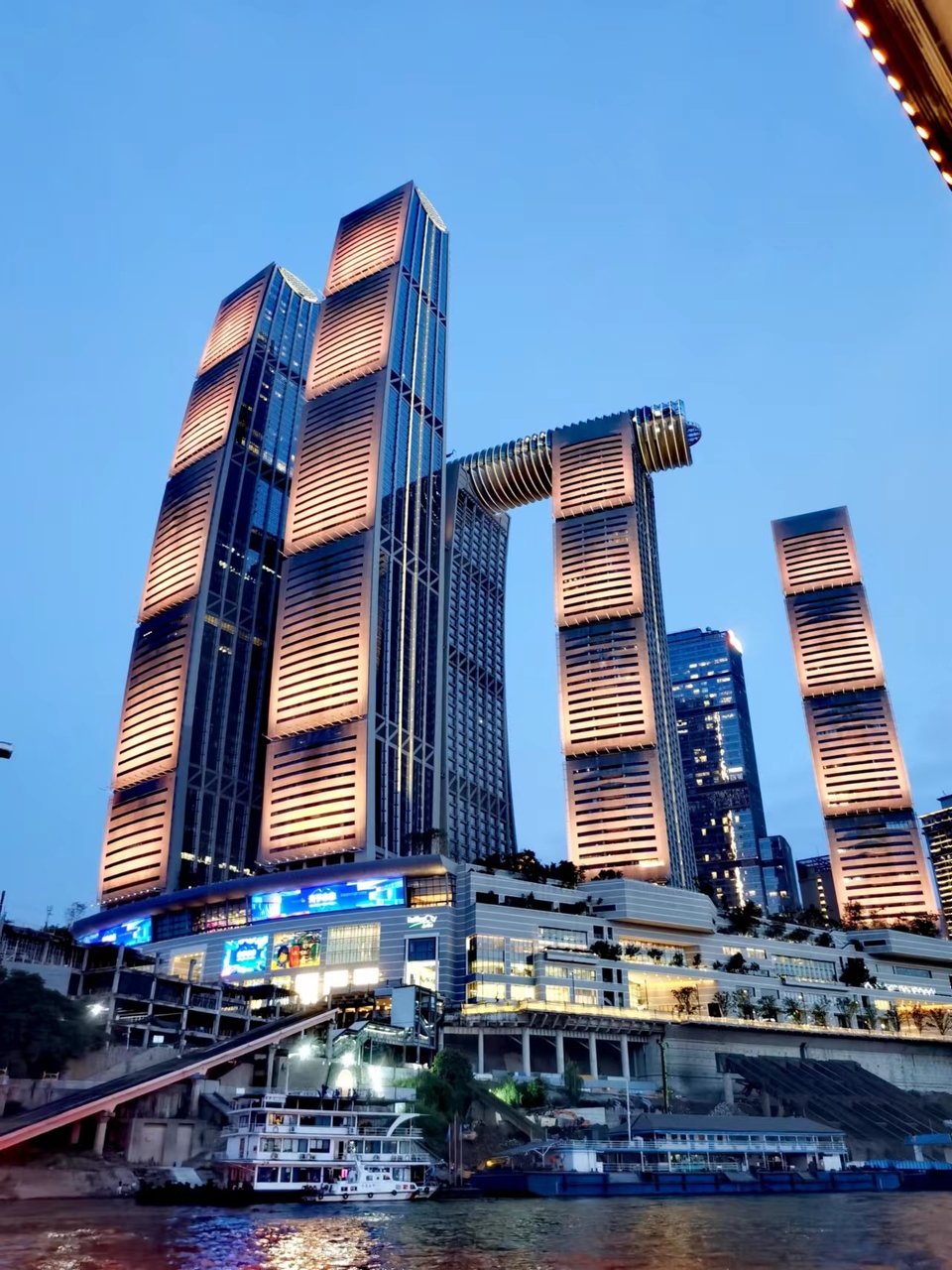 h9gC1rDp-TyIDqQeEvDM-D7rhfl49PbNonVD5qA_g2iEhgvT6wMRWcUhzDSHQQkV