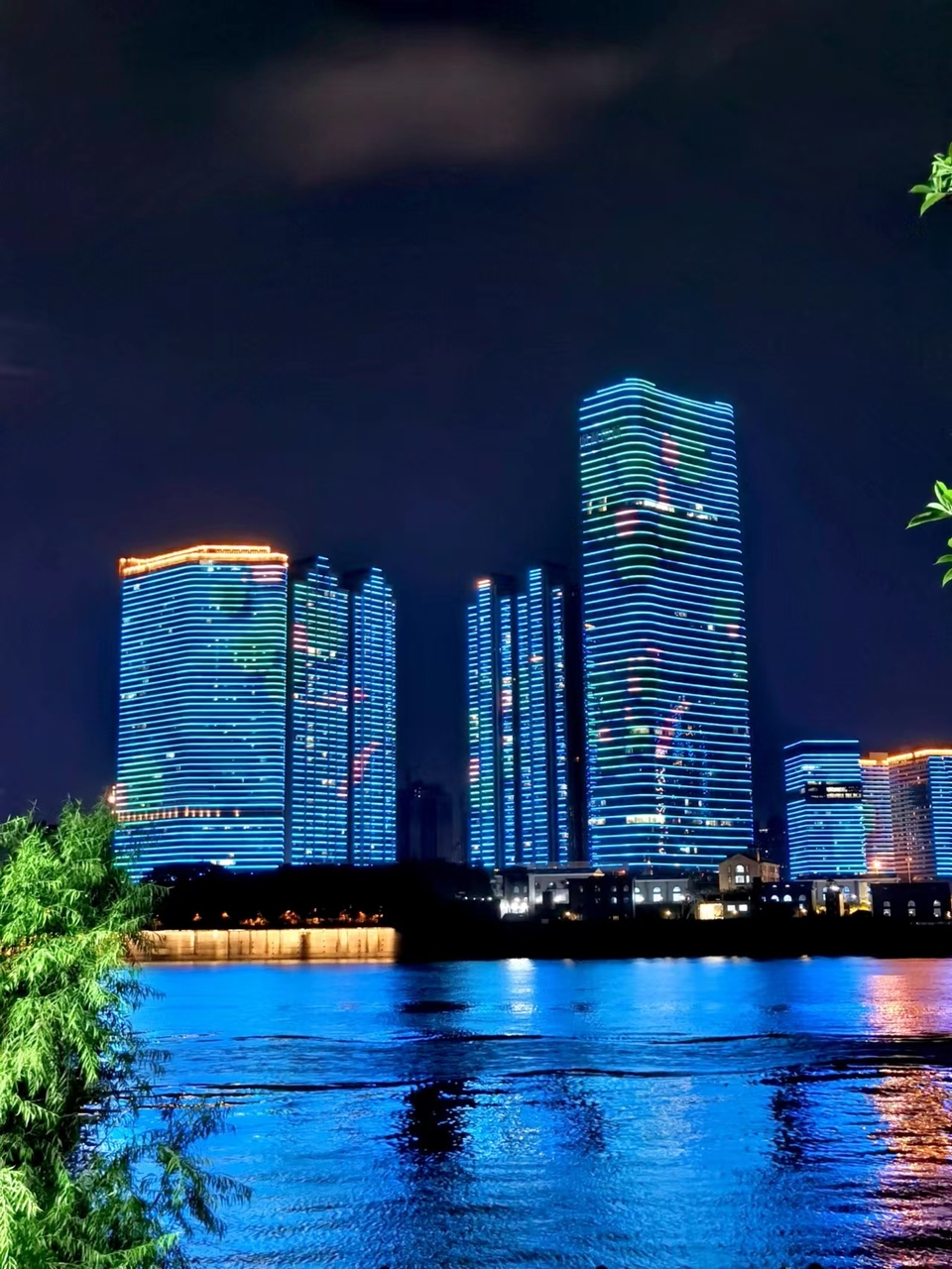 XLNXSY5oilaWSwKa3qC5xPf4In15800YBs7OnHDuw_JhMJCeDckD7CtLqgGfL714