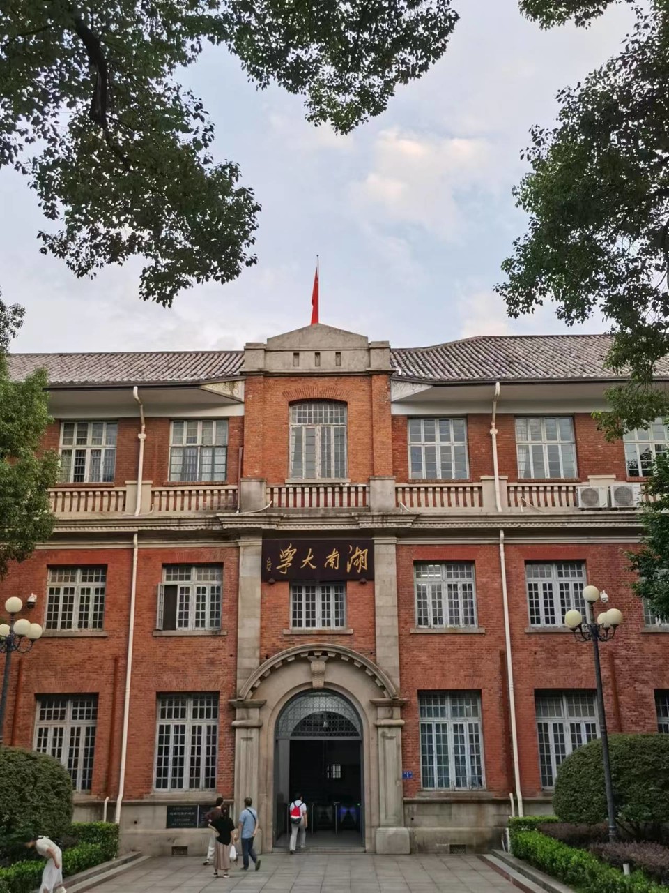 XLNXSY5oilaWSwKa3qC5xNE_1zwwm5jZQzMTC5ZuOK9TT8SKkCNh3u3stPj6oOUn