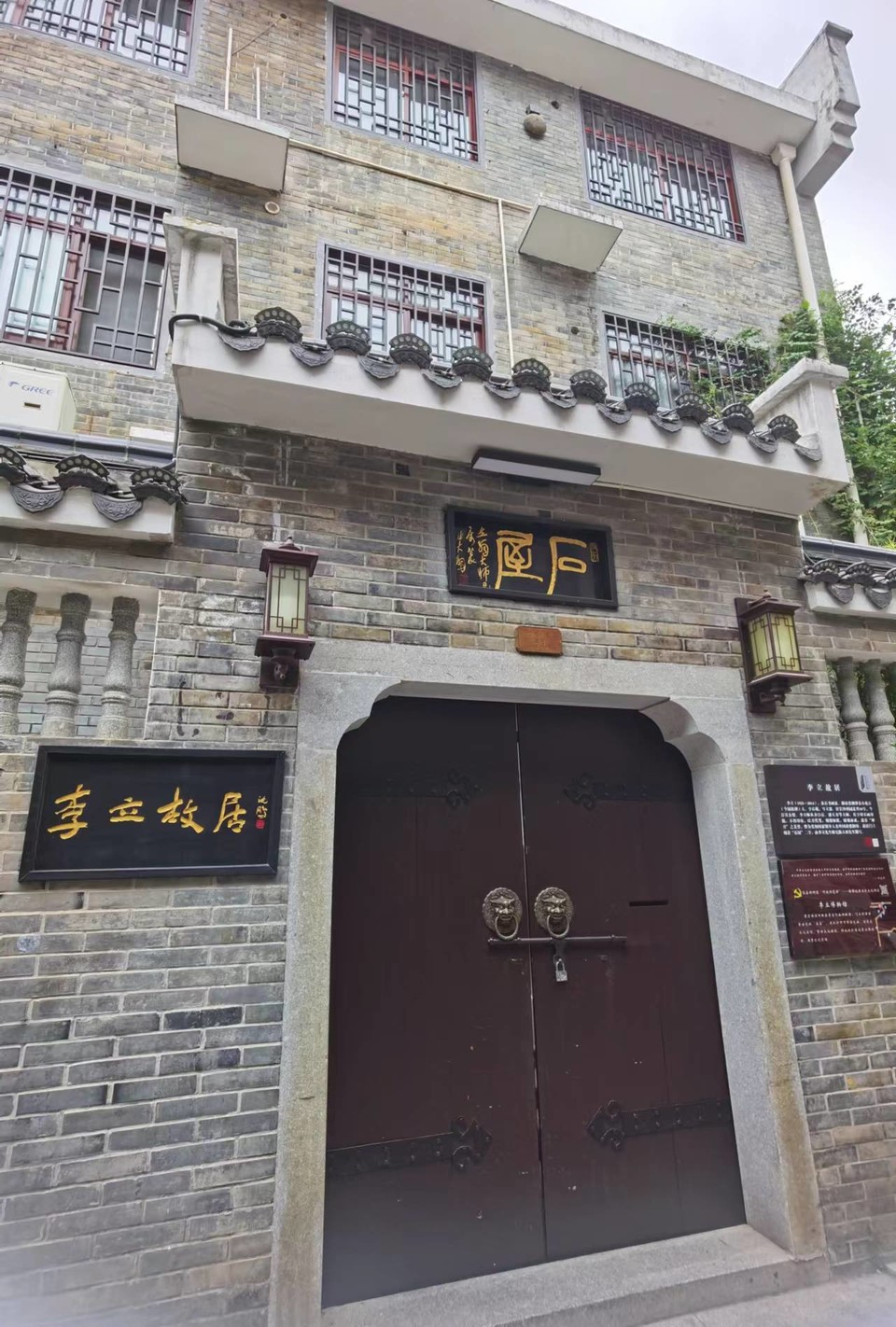 IlZWbq-d4Gsf0cfqesyrmWIumh_huwbSau6XYh-ipoGEyunNTOFlWNuWLS1NSKr7