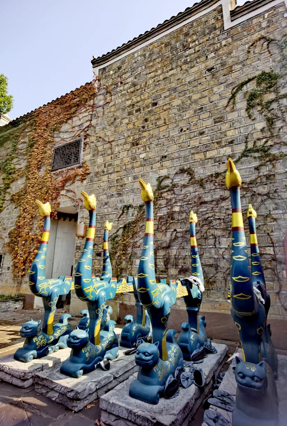 GE-HVJBaXfN1U7gFLvPxK4AG3fzQsL9QratrEdtbgBWCLYKOzXQ87-jJ6OueXd9W