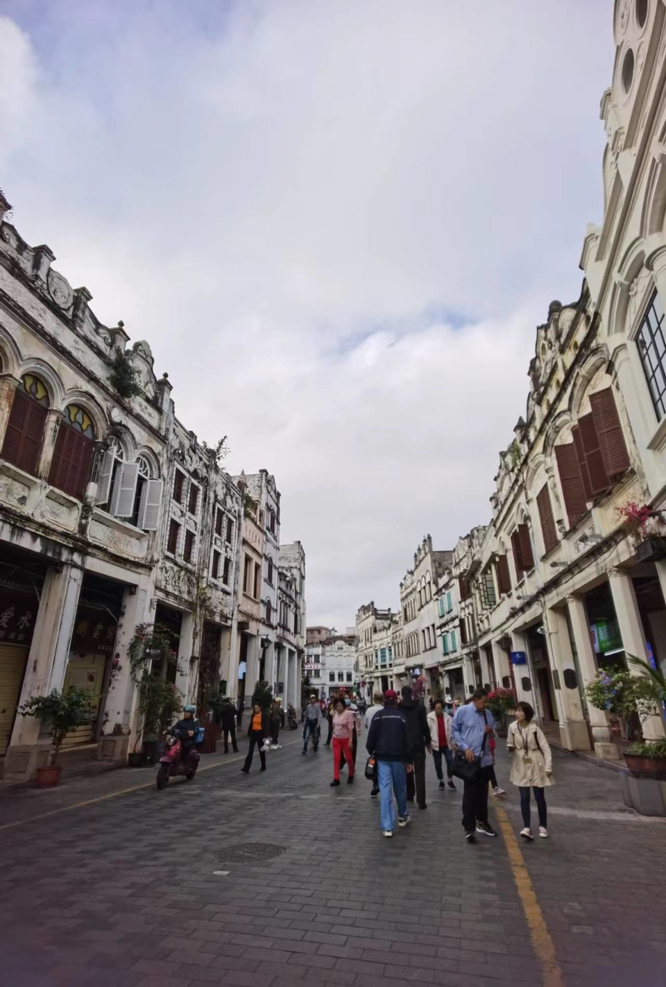 JFUmd40YugPeNQcIF0eD5e4DpkFAvcElsmf_cyLNooDL8V9IJxyd3pvOx-2dprnQ