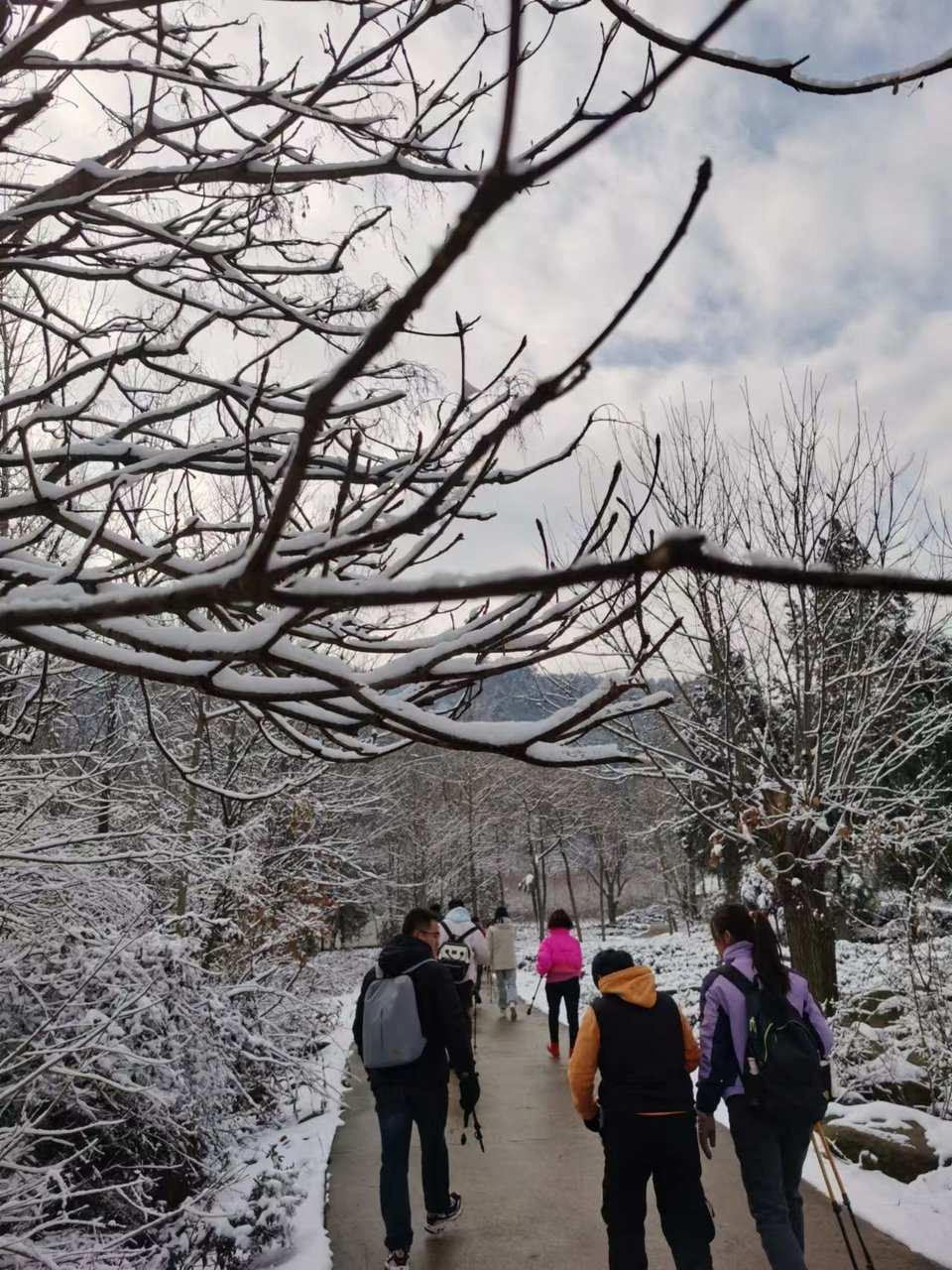 1a_2ObpNB_TmsoJksdunSu-0G3sPFaRfIIPMLCGf0nBaQ7MJMeEsxrWvJxdDfYBS