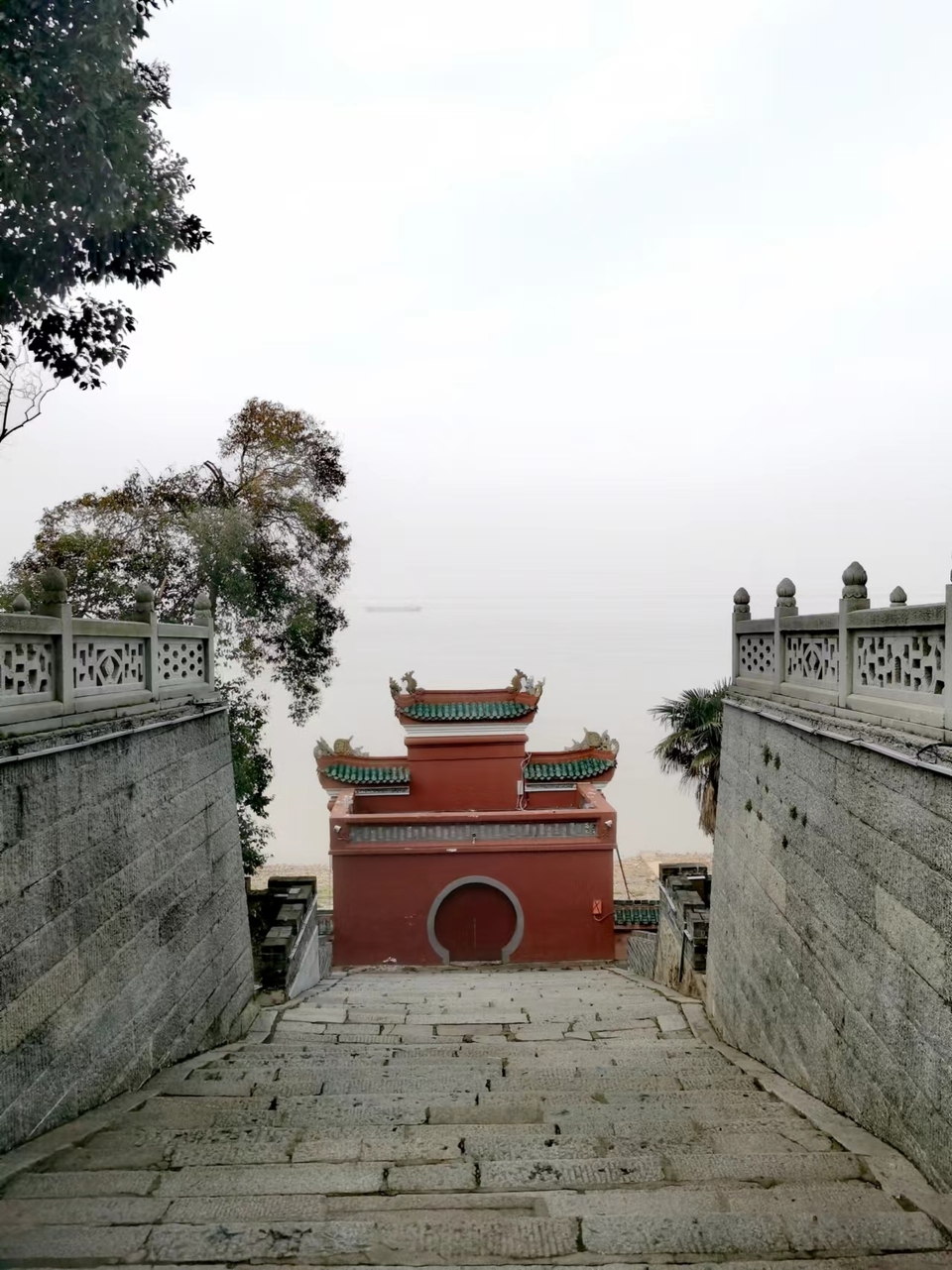 -ZjX2M0n-O3odaXlQDN70_ervgYo7uUlaABtghptRjYkBkkFfVgEKvHkBCmQK8Z1