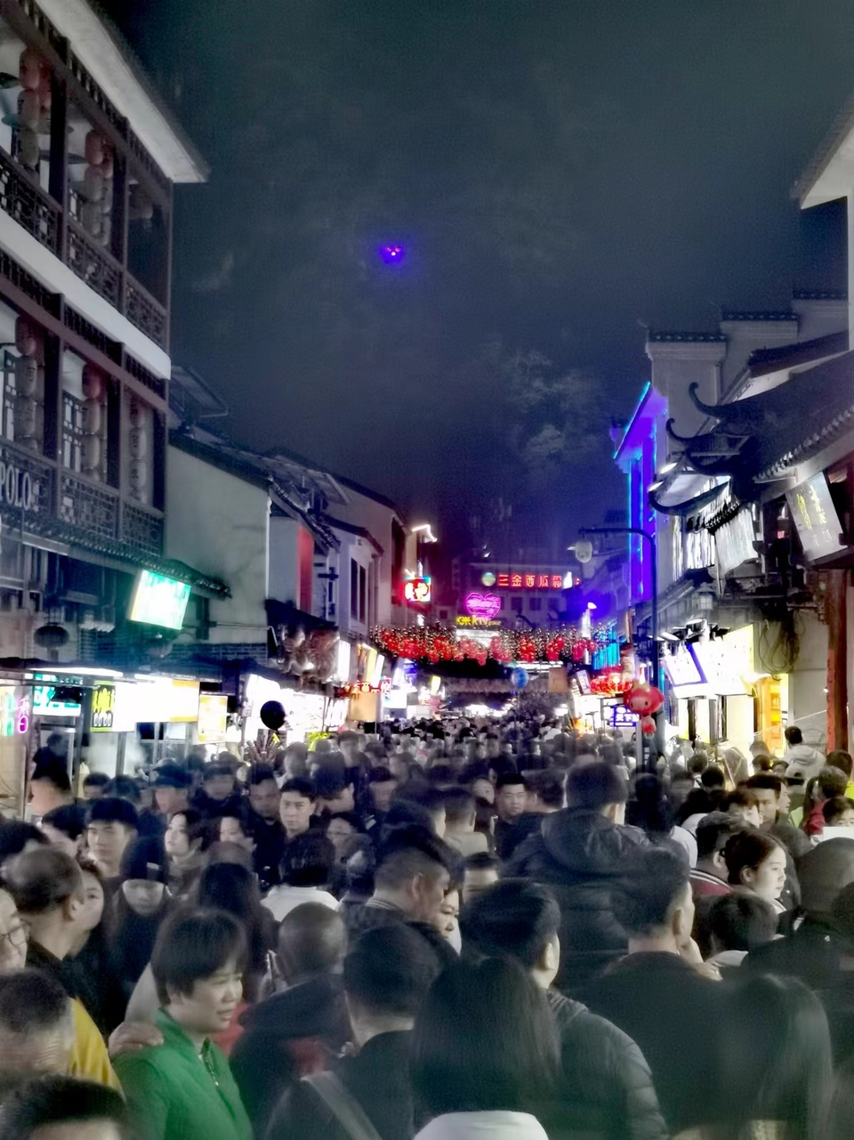 -ZjX2M0n-O3odaXlQDN707nJMuU2dao0jtTTv3OUPcYBfmeD_9zCB_A-MqVFWIaF