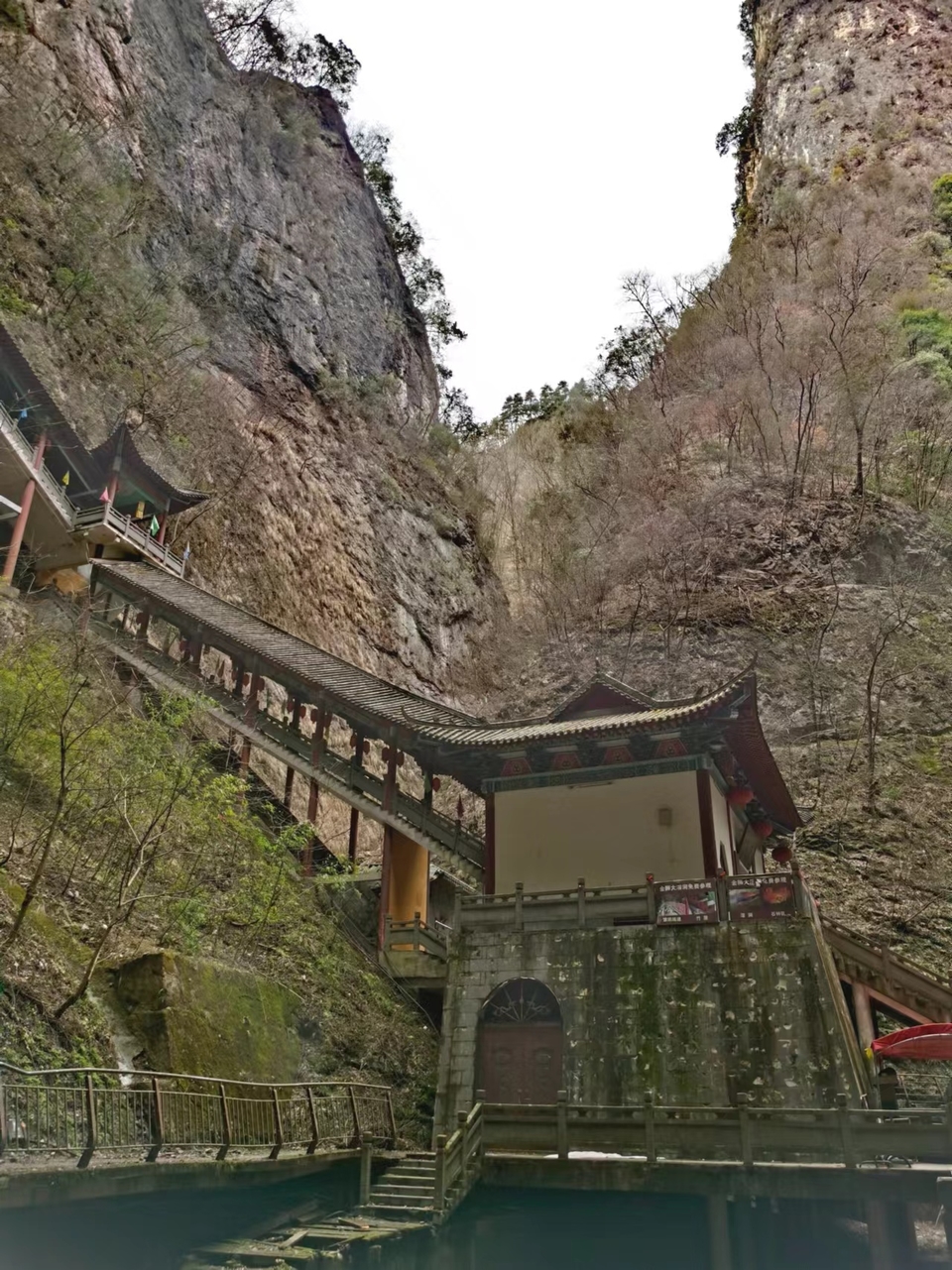 0NJmjEARE-go4gR9ck4V9-ki8DdOmKs42IrmEiaT4eIxAaG9N1-LUma9VZoNGz2n