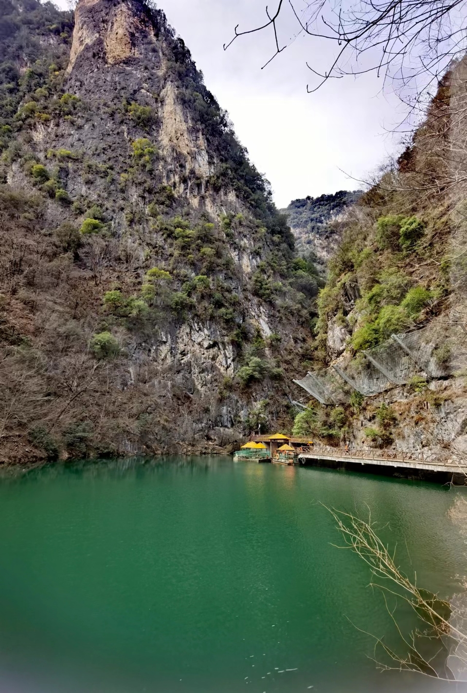 0NJmjEARE-go4gR9ck4V94ueX6d8Vg2NjFsynkPsi6d3nYl-WKascs4AKg9_hdgY