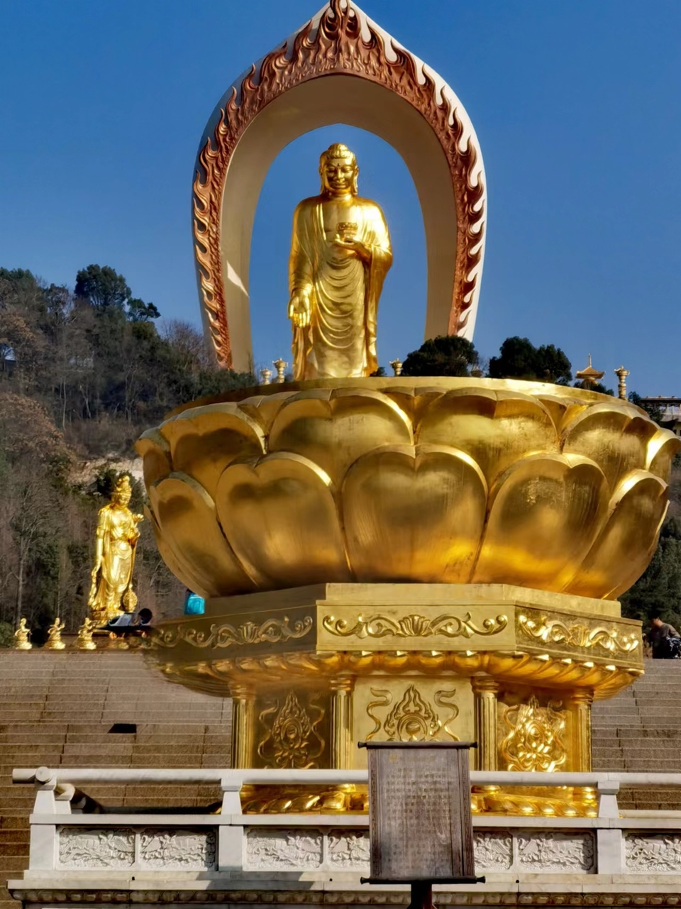 4qaj0HF3xWXom-sdkO51bcirxMOikfukxtOzBCkq_OshriiBEmGKEHNmETLU1vqZ