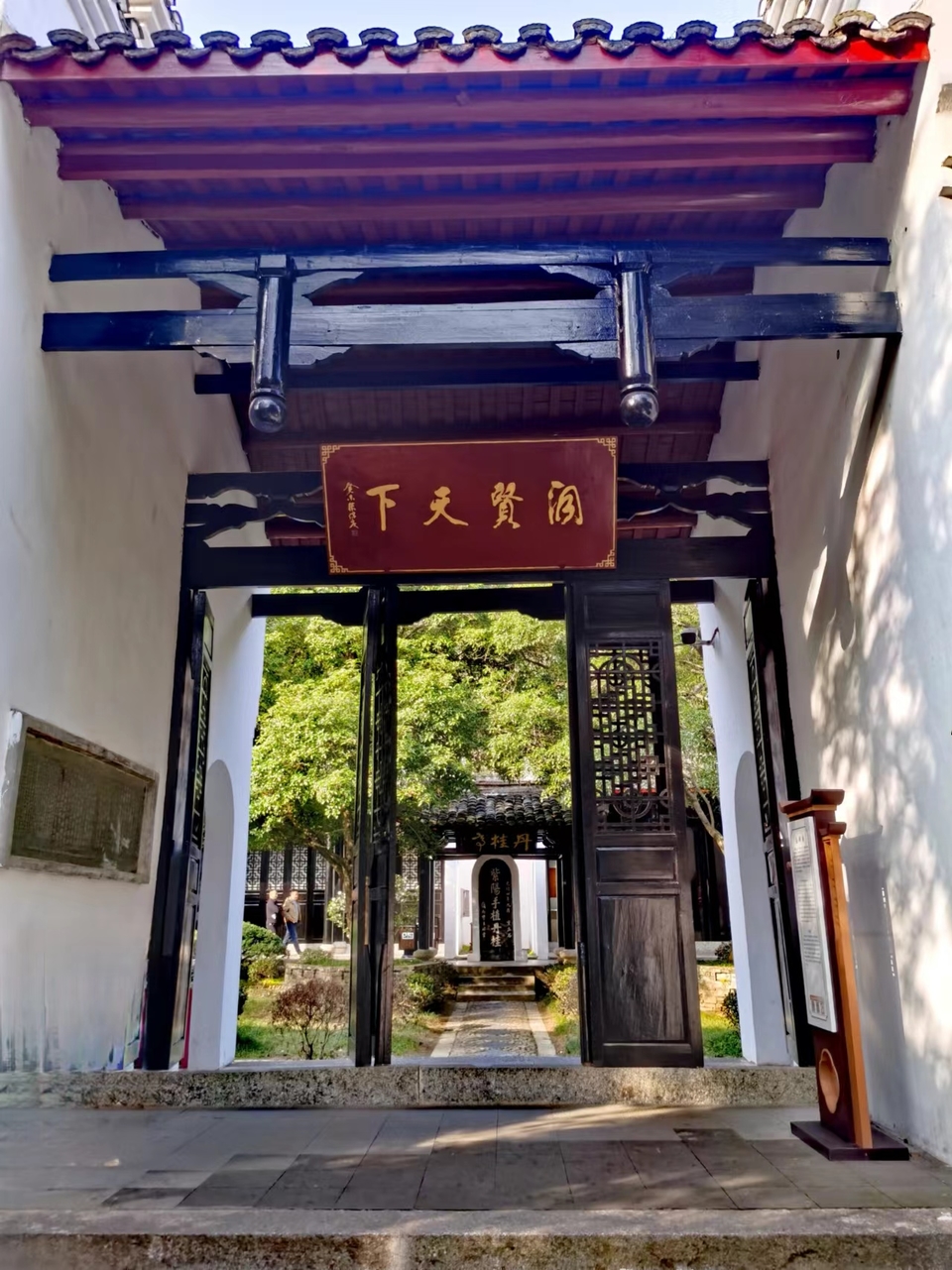 A4rKA08R7wY3m-oV1BuG7sro1M7NKu4alm8NIUj5ISGoqQRECw_8Zym4WEnosEVN