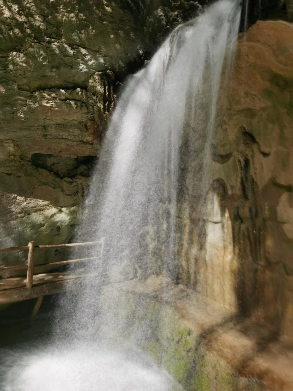 HVgA0VVPxE7g7NE_wWgixYPnpsFXbNZyttV33gnOooZYysSLb3PXjARLKjMB_Gpy