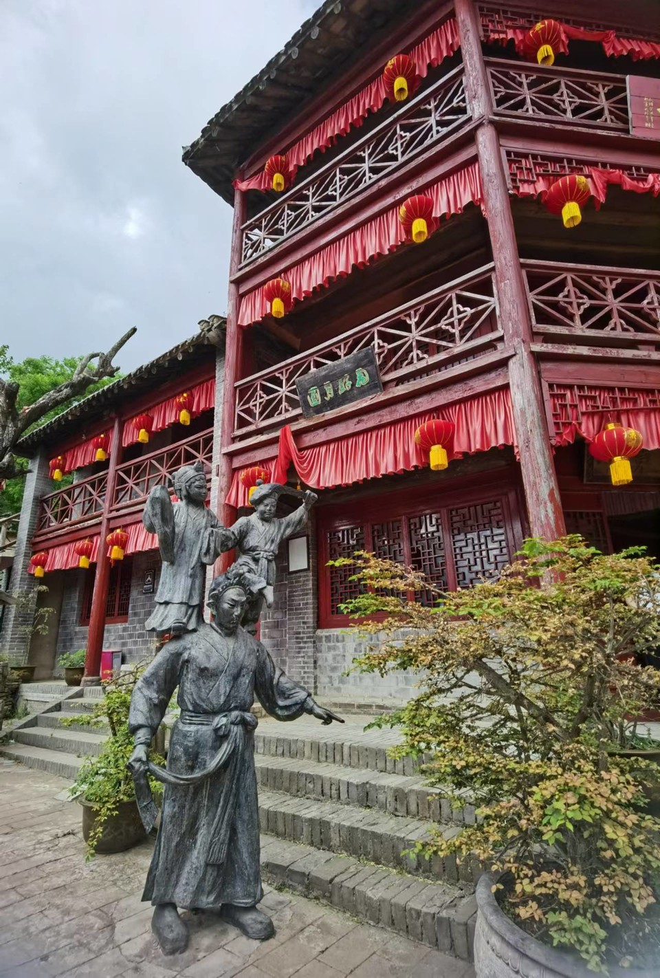 HVgA0VVPxE7g7NE_wWgixZAiYGsq9trUabFmzUDfR2oC13EeWvclZg7oY4Bg0HH0