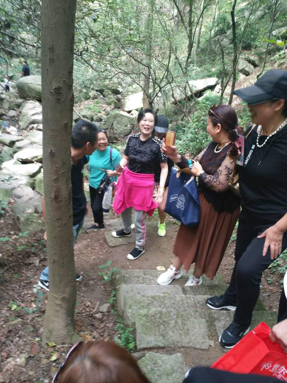 yqVqfMmURLfRD4wGAkFp_IU_9i0-U4bza31Bq0P7tpdl-zSM3feoQE0_4b0WunLW