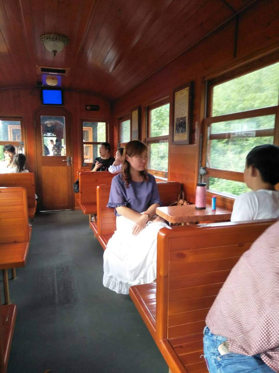 IM90TpWLOCio-VJVr8PrRvBVp7DFk_SH8Z9yt8aeuGizF8h9JBBOPxHxdj8CzHq5