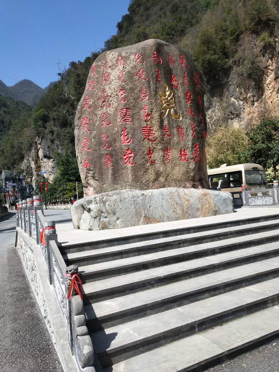 lUshLo2YIydzyol_GqHbbLN6ykFyY2pd4Lyx_XZFkMgt-4eEkvbStrliUezOgNH3