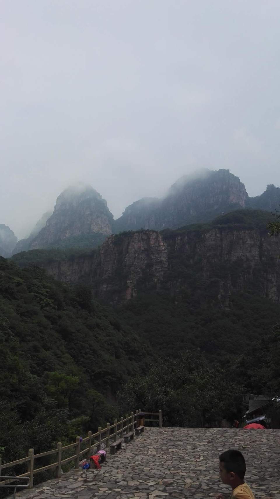 -I4LEF_TdzA7MBkaomMic-_HhNUGhfCYFSWKc5bulVctlLShlTrU-4IunBWsI_uL