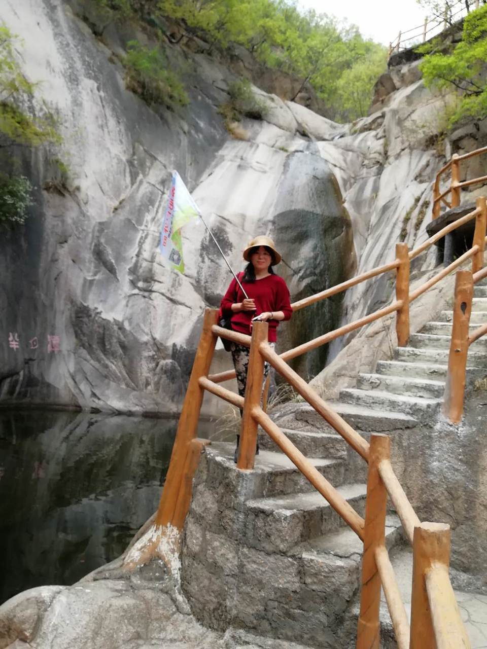 5NmhIfyrLi8I-uumuOuHDrJBmWFxqGXR2tv689Vh9spag-e9QUrE1R78xY8uvJn-