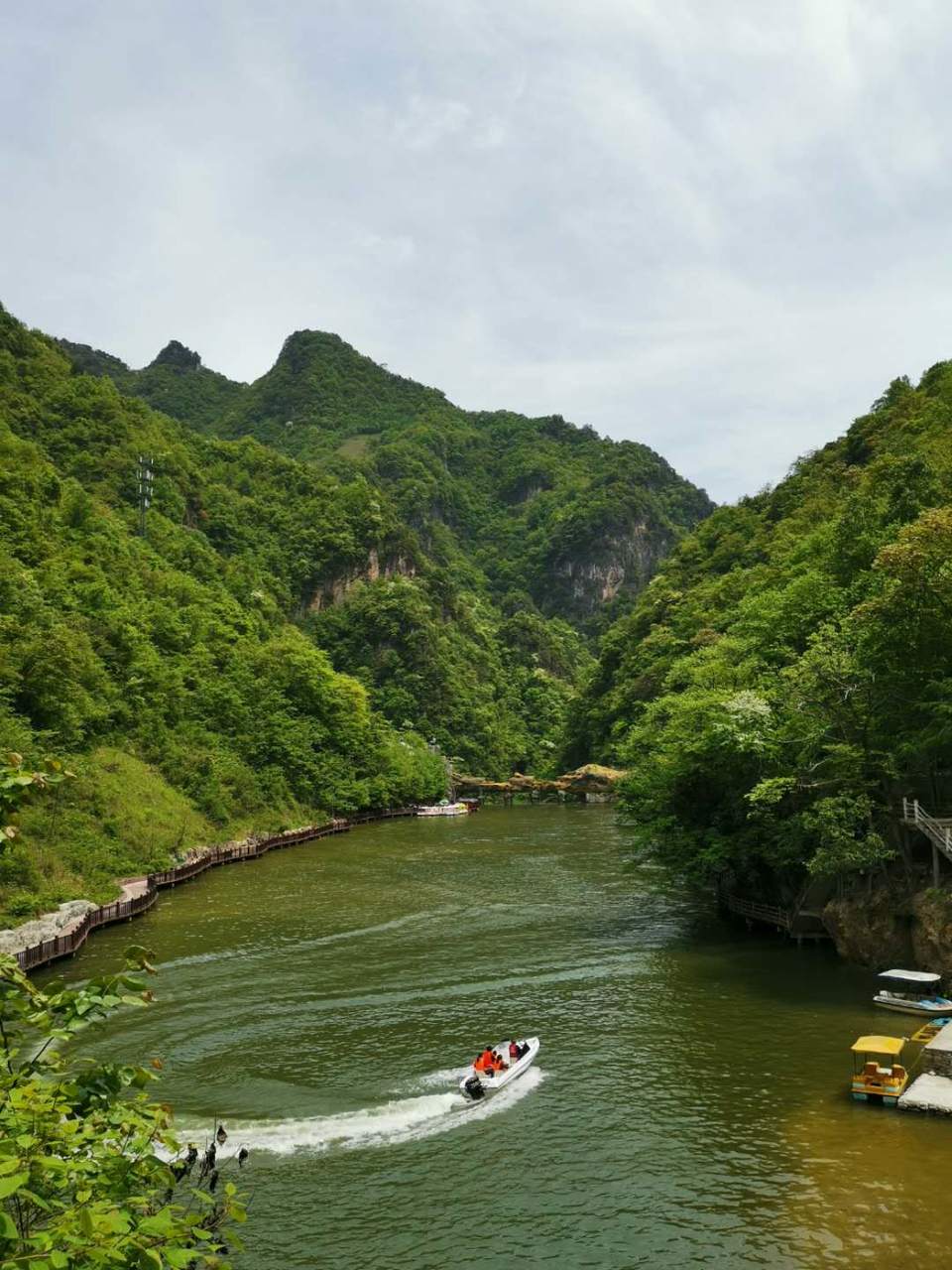 ee1I4qpR_x_qkXnsEAj69D00wkC75K8QGX_RJo54fpozKYa5I3zymPf4chmP1WZi