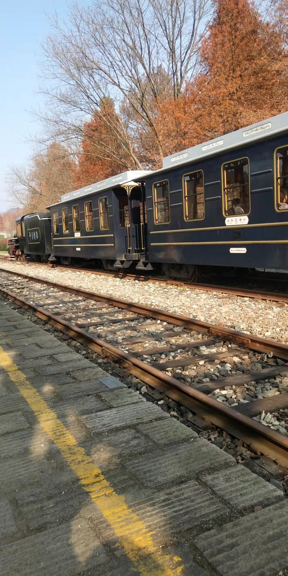 lDZMb7gi-Vx--CnA22oNYPy0r2q7LLow2BqtYz041BjeYcVtZeS-AsMnQR1I3wrF