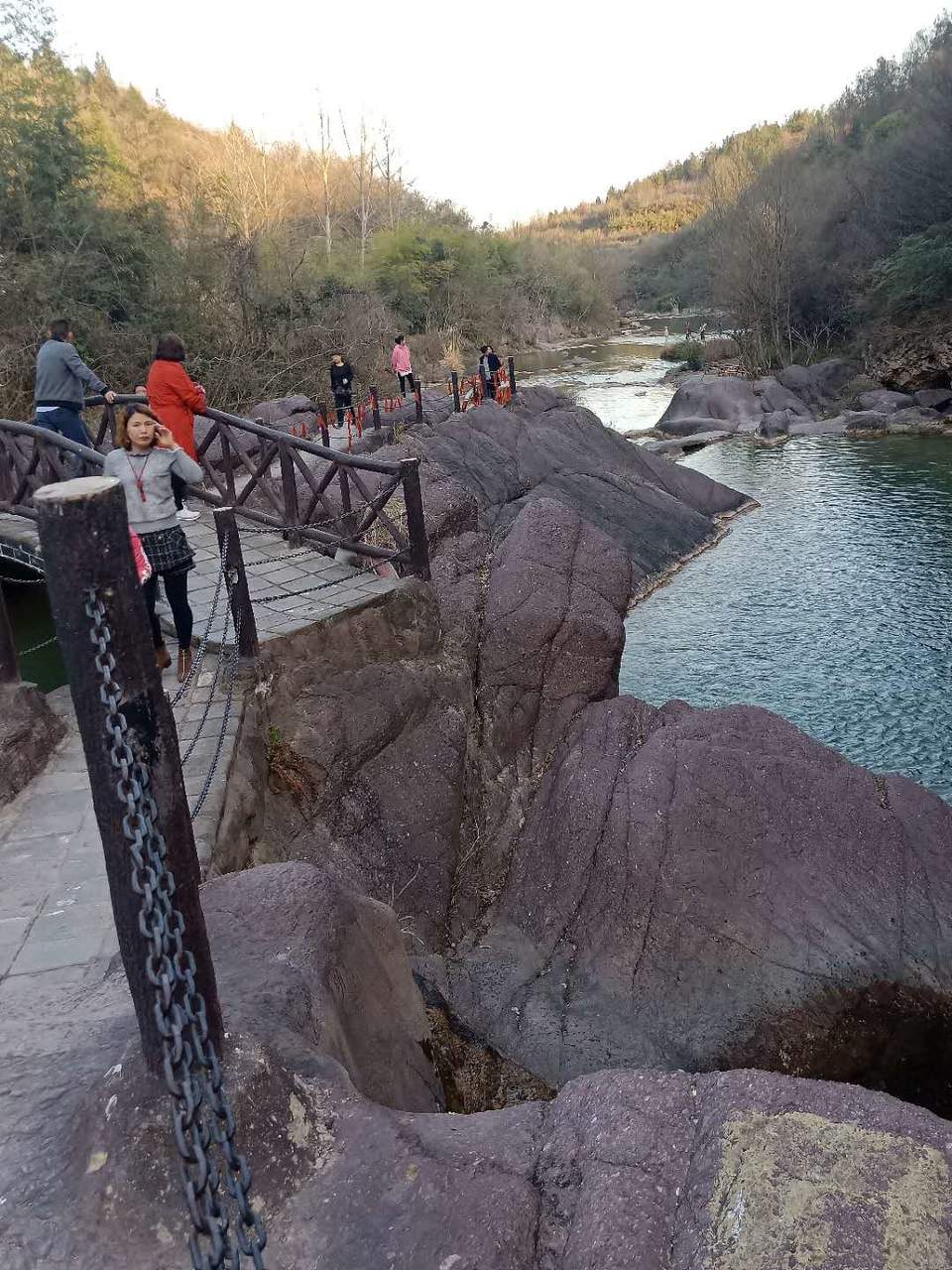 _KACarwnFjyN6eWyyUr_129L-cahL70d0sJY6S4V8R1VR9YP2Z4dVDg-o1cJ_Fdt