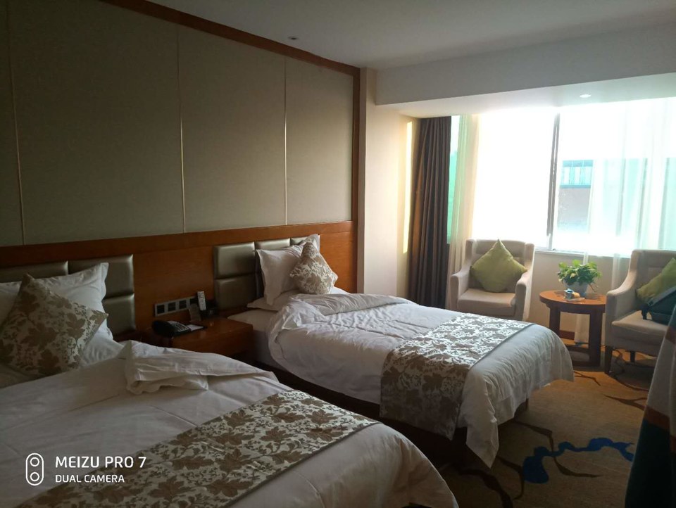 W9_A9iEtyL4yH7FnZYoRNWYi8OiUE-9qNh8_IyDNML175k_5TamKx7-62migfzV0