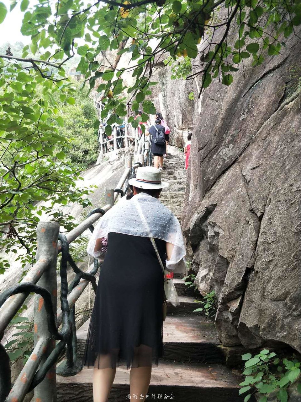 qrRWjtWT5Y3ZpLbauDEGeH_Q6XutldOXFweub3tPt5PbkeDX8CMmILA_YfH6CFb1