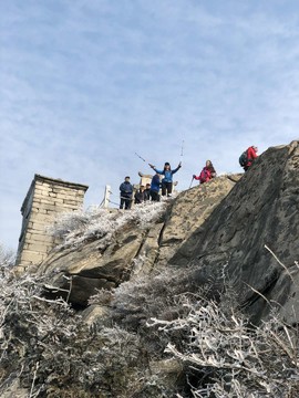 Ql4AYUjnY__BZ7CiBGy2aldd2VodX_bygEY3ixS4kF3D4i-_XisNw50fk6ieZvVE