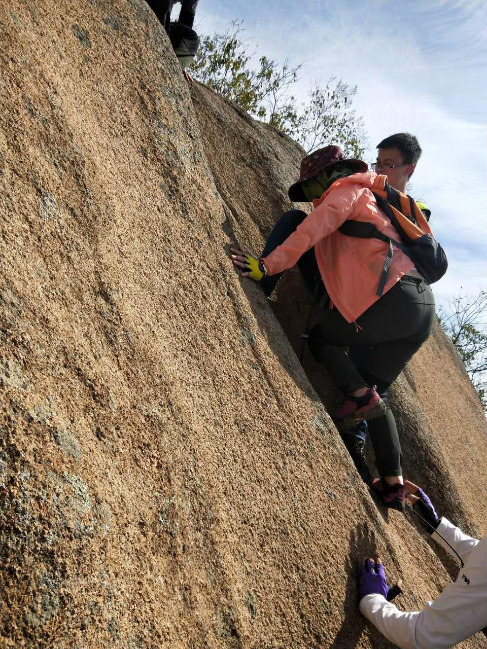 8-f4i7BbVmE2gjq1DkToSEWd1gVNK_1NMic5vYQTKi15peAT6dAtm688u4W1cSiY