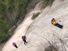 99F16ED5-58BE-4C6D-863B-444667FCD98A