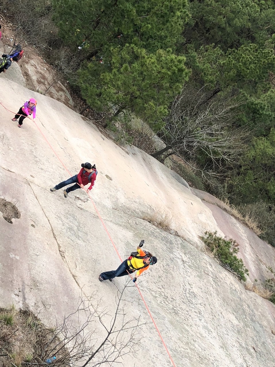 67C93D26-DC0E-4F04-BCDF-45E3FD51A7A8