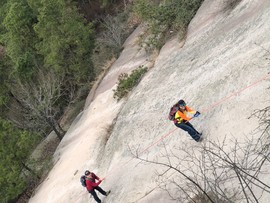 5031AD00-64A5-4AD7-A31B-AA837BE46D81