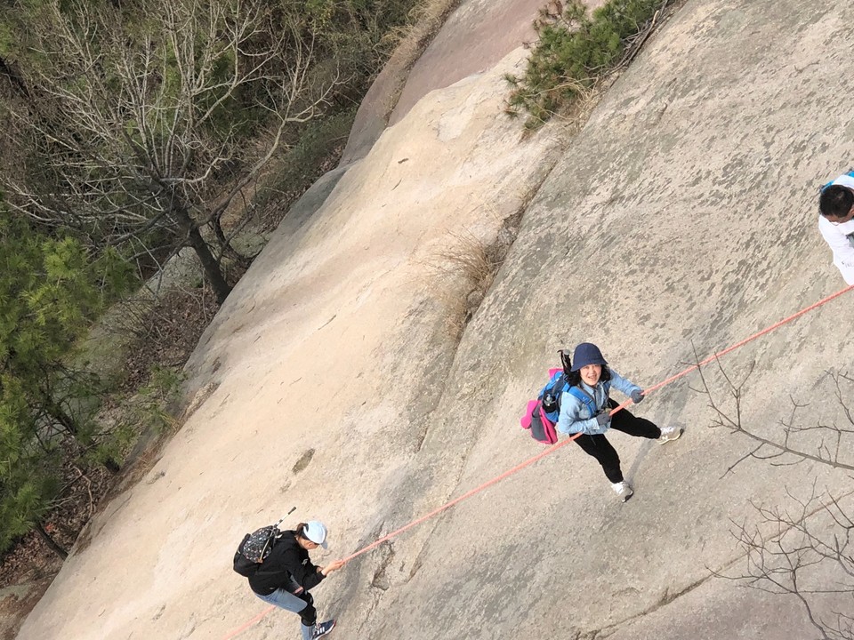 249BB1A7-6792-40A3-843B-BE19E53CEAB8