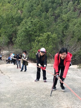 A3CC4D37-1BC5-45E8-836A-9D3D16B3686C