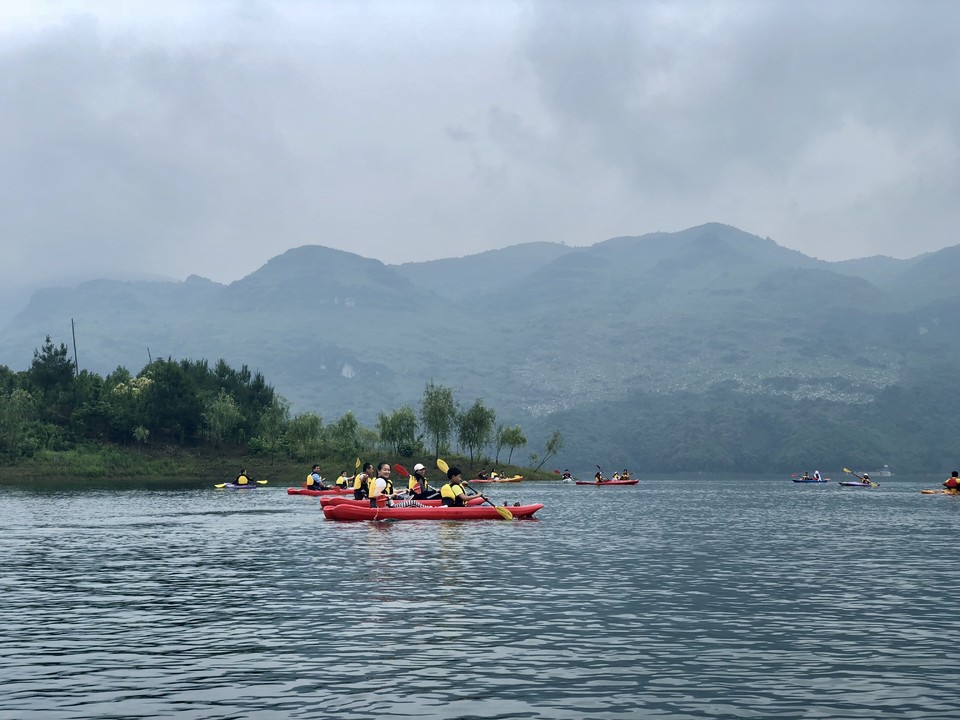 1B9D6AEF-09AA-46FB-A237-A1A745F4B799