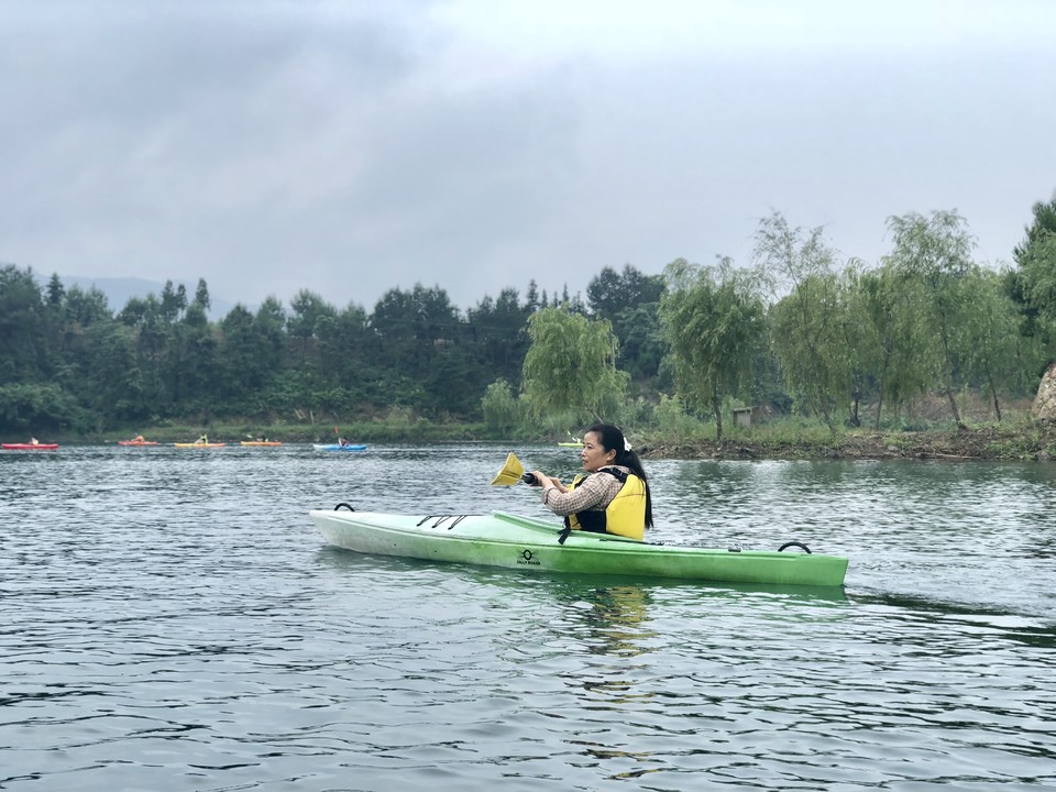 E16936D3-7EC3-40F5-A997-073322491F5D