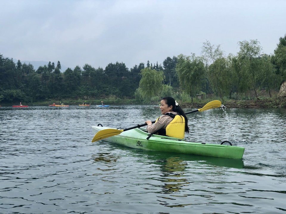 E137DFB4-47FD-4B29-9772-C7292363B9DC