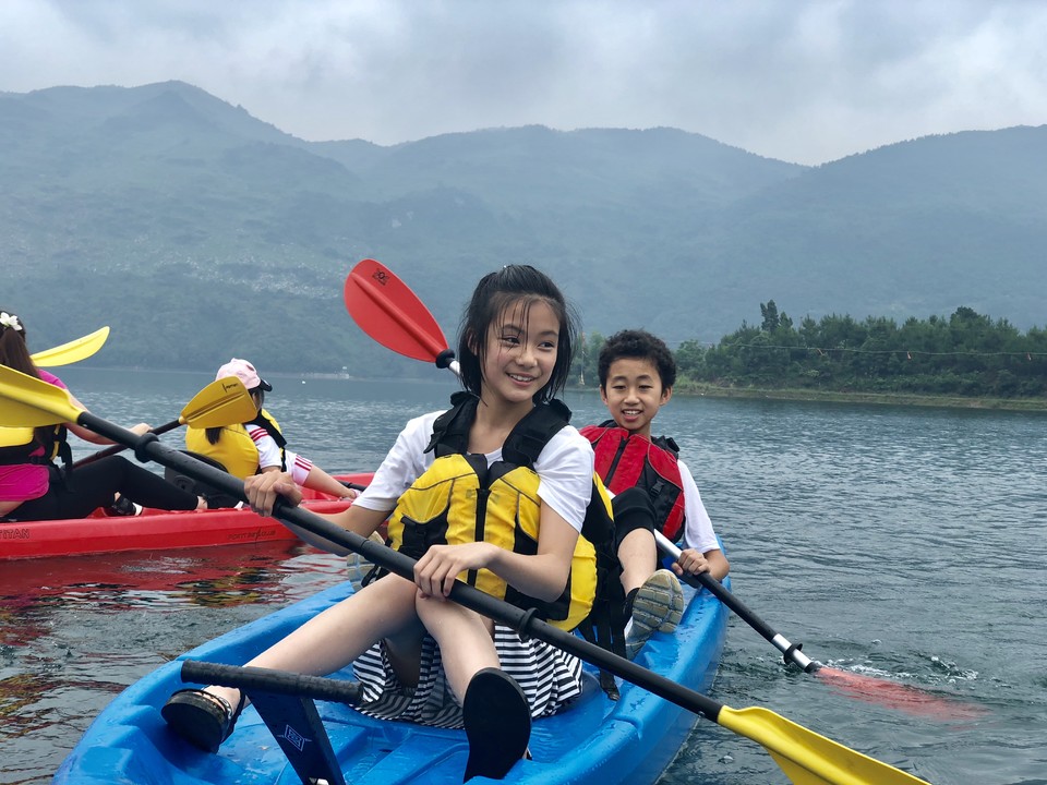 98260C6B-1BCA-425E-B62B-42205EEAB6F2