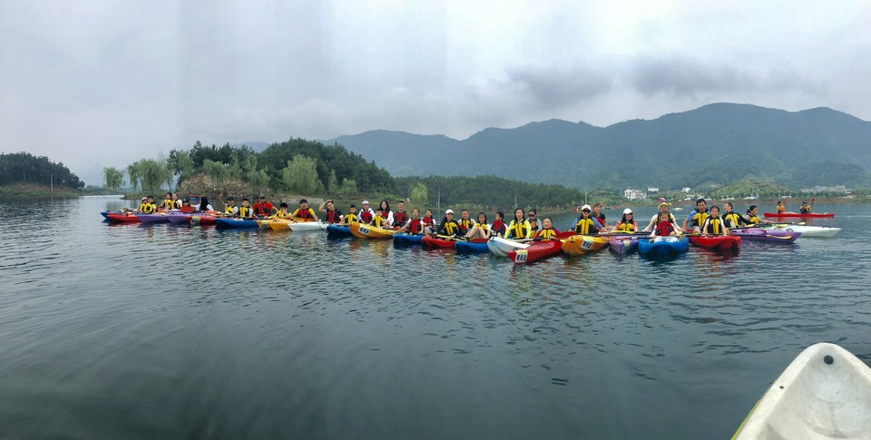 FCCBDB16-4C6B-4136-909C-7A4D42B63B94