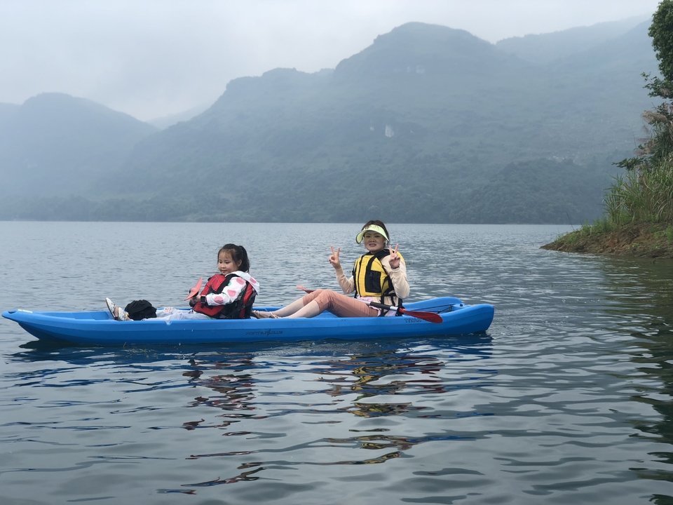 7CC576E3-FE31-4CC4-8AF0-7720CA488AA2