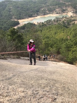 1710A06B-BAF1-43C6-B52F-982F73821786