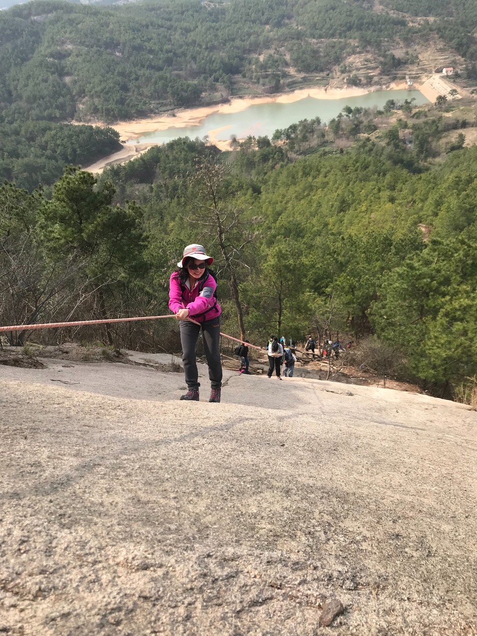 1710A06B-BAF1-43C6-B52F-982F73821786