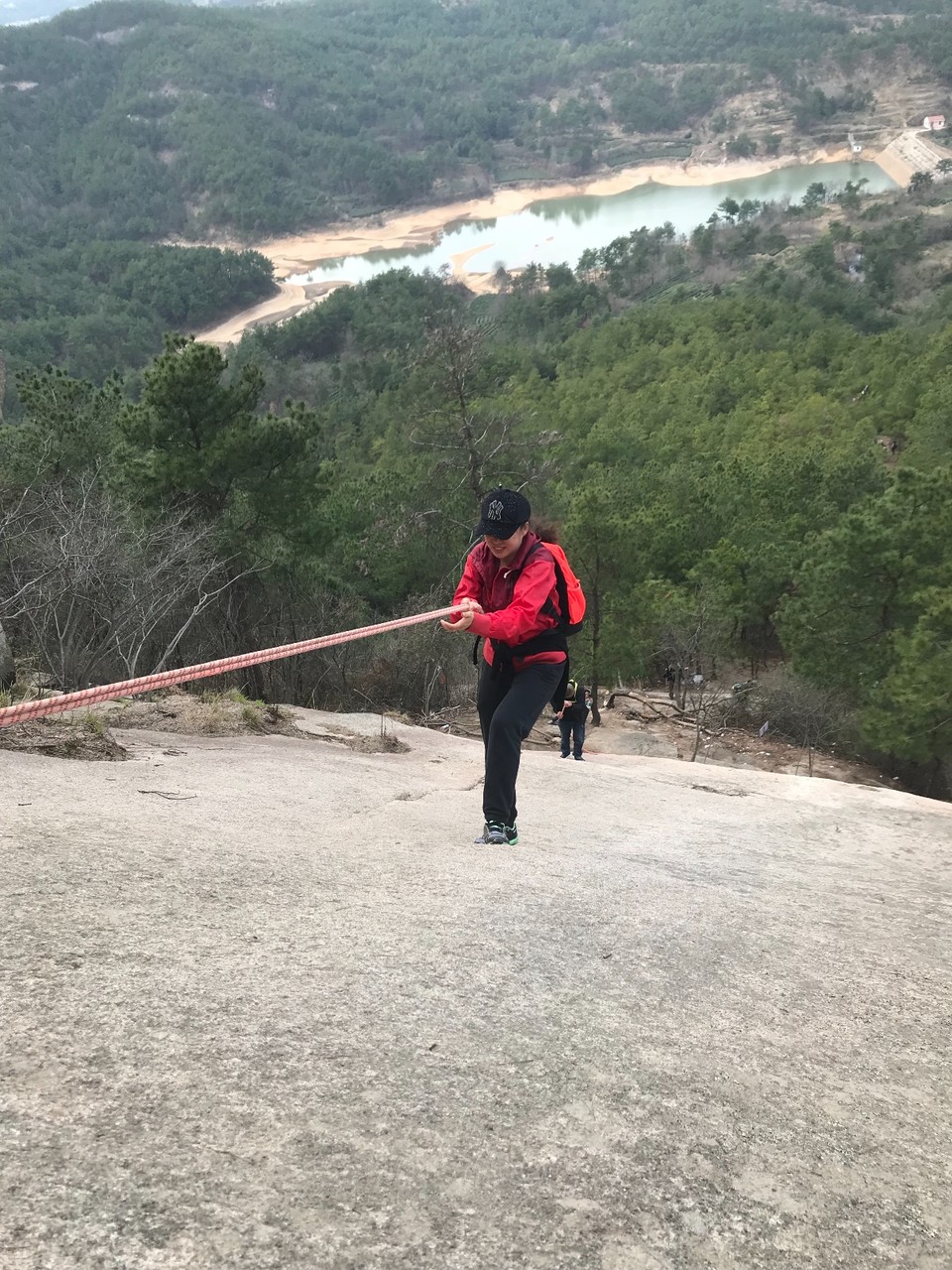 24F54528-C831-4BA4-BBA1-CC1A2D0526D0