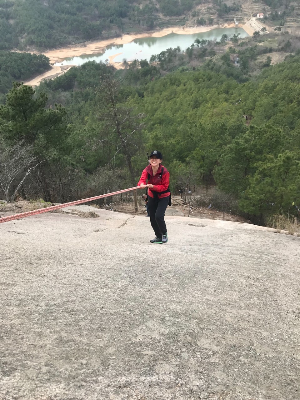 3305FA9A-4AA4-4D22-A473-9E4475812882